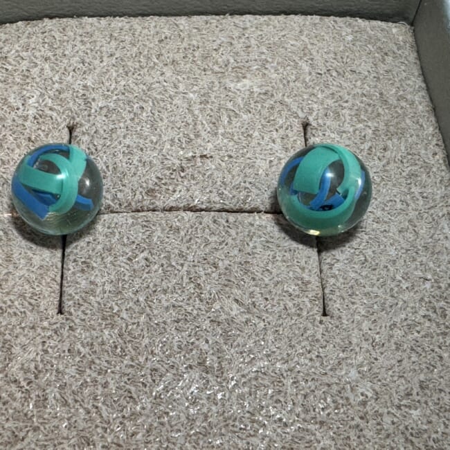 Pierced earrings_C